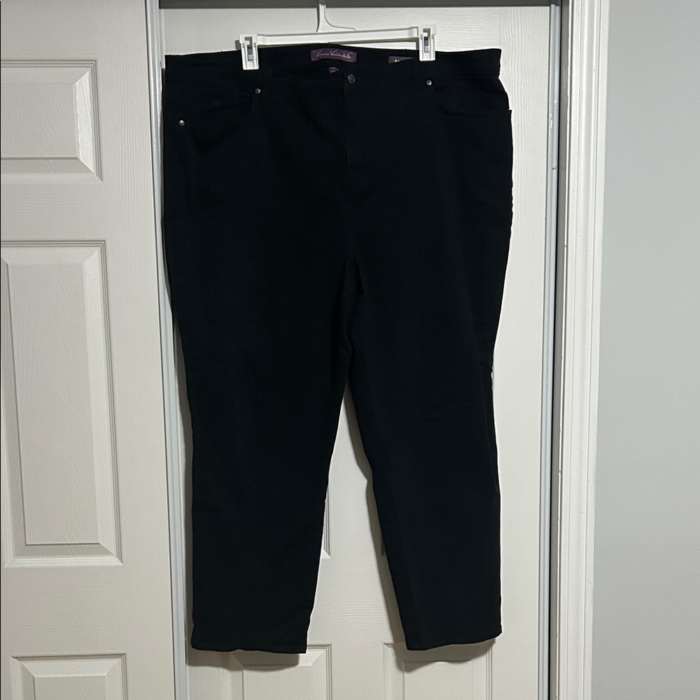 Gloria Vanderbilt Black Amanda Jeans